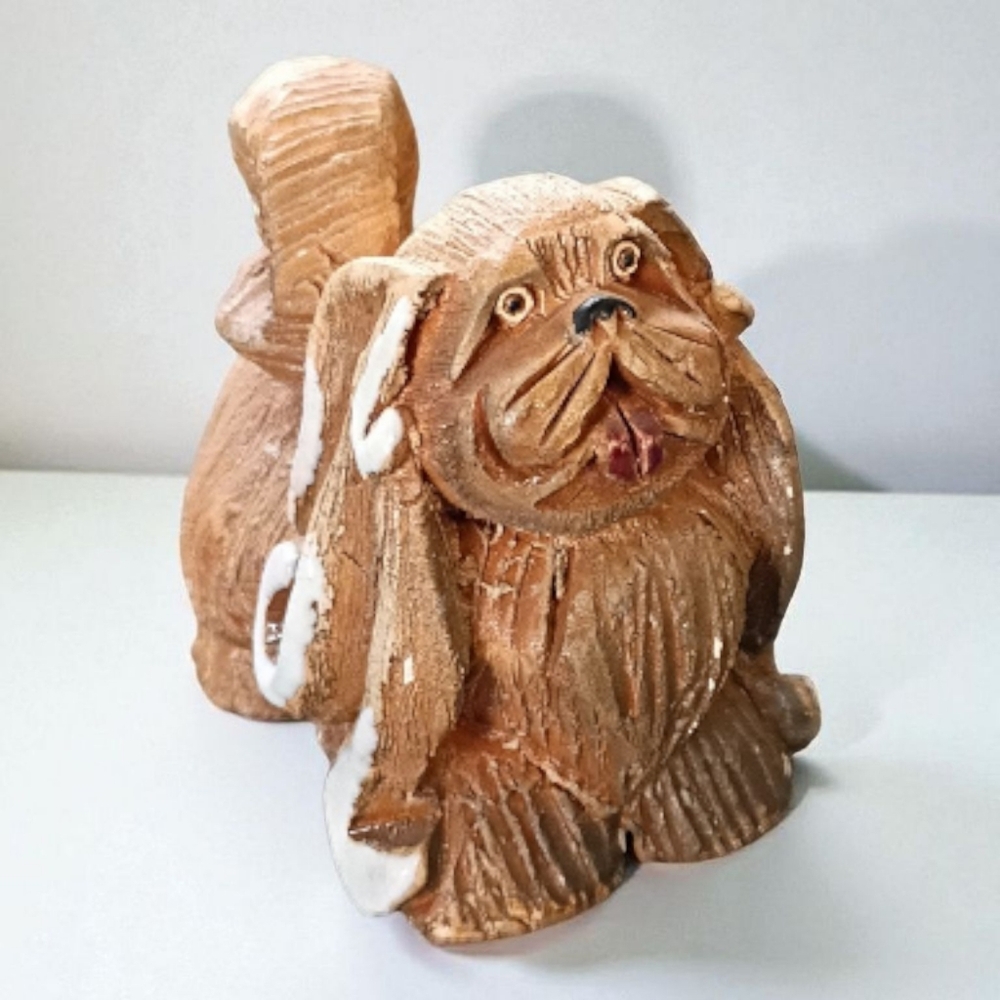 Artesania Rinconada Pekingese 101 Dog Figurine Hand Carved Uruguay Artist Signed